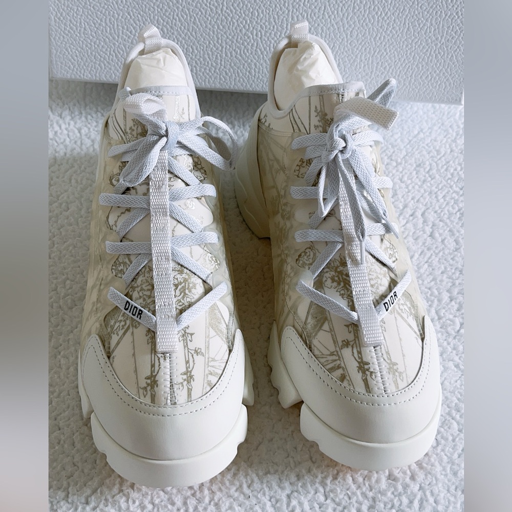 Authentic Christian Dior Women’s D-Connect Sneakers Printed Technical Fabric - Picture 3 of 16